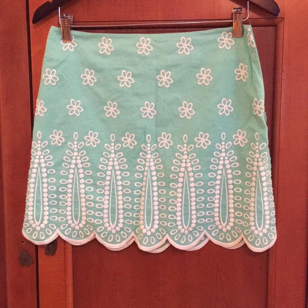 Vineyard vines skirt